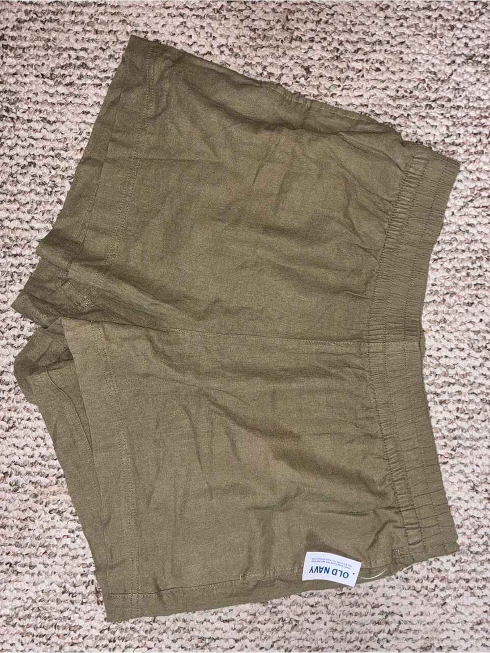 Old Navy Men’s Olive Pull-On Elastic Waist Shorts